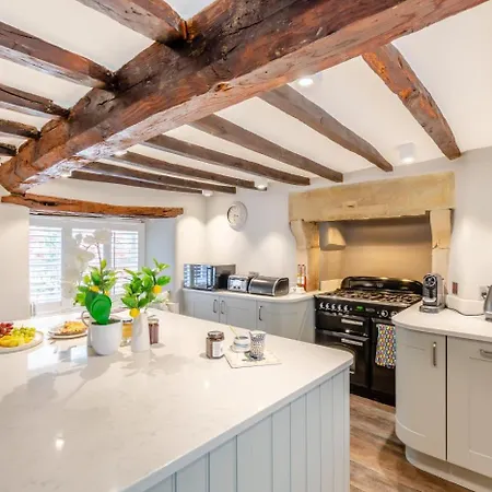 4 Bed In Oc-d31802 Semesterbostad