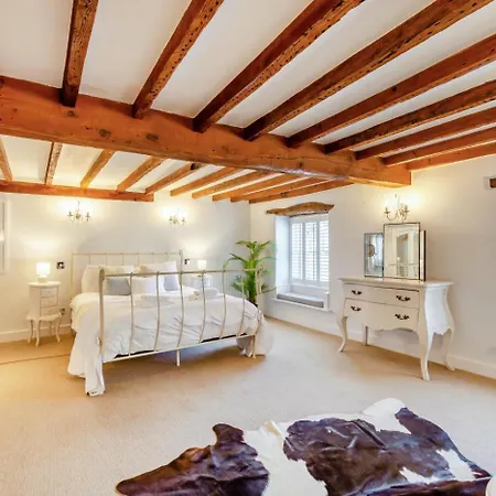 4 Bed In Oc-d31802 * Cartmel