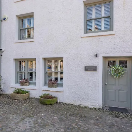 4 Bed In Oc-d31802 *