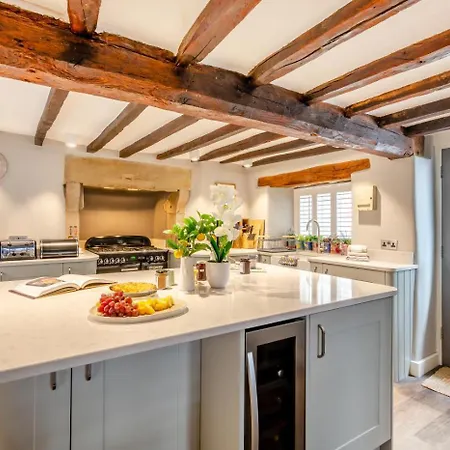 4 Bed In Oc-d31802 Prázdninový dům Cartmel